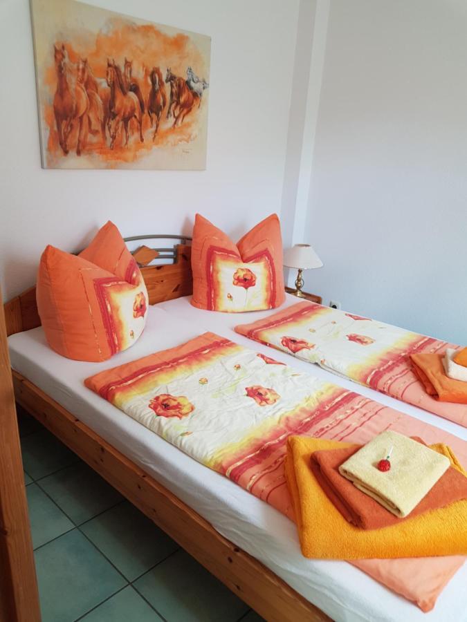 Ferienwohnung Burgenblick ทาเลอ ภายนอก รูปภาพ